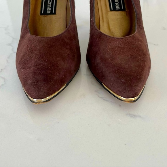 Stuart Weitzman Suede Pumps - Picture 4 of 6